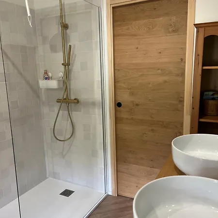 ベッド・アンド・ブレックファスト La Dehaserie